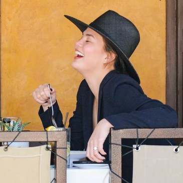 chrissy teigen eater.com screenchow