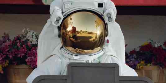 astronaut_impossible_foods